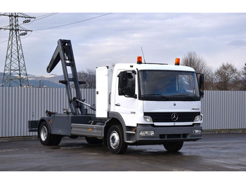 Hákový nosič kontejnerů MERCEDES-BENZ Atego 1218