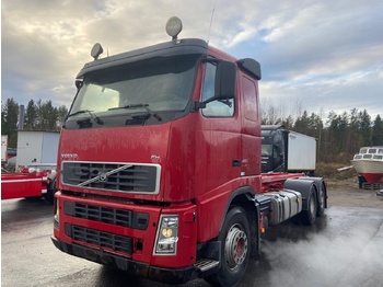 Podvozek s kabinou VOLVO FH13