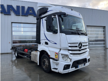 Kontejnérový podvozek/ Výměnná nástavba MERCEDES-BENZ Actros 1845