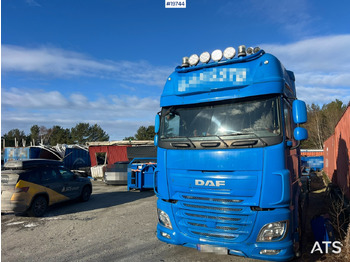 Hákový nosič kontejnerů DAF XF 510