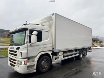 Skříňový nákladní auto Scania P450: obrázek 3