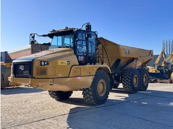 Kloubový sklápěč CATERPILLAR 730