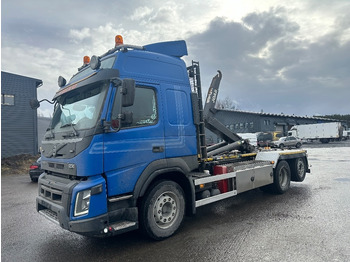 Hákový nosič kontejnerů VOLVO FMX 540