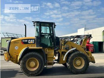 Kolový nakladač CATERPILLAR 914