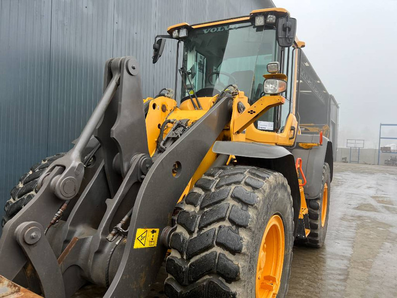 Kolový nakladač Volvo L90H: obrázek 20