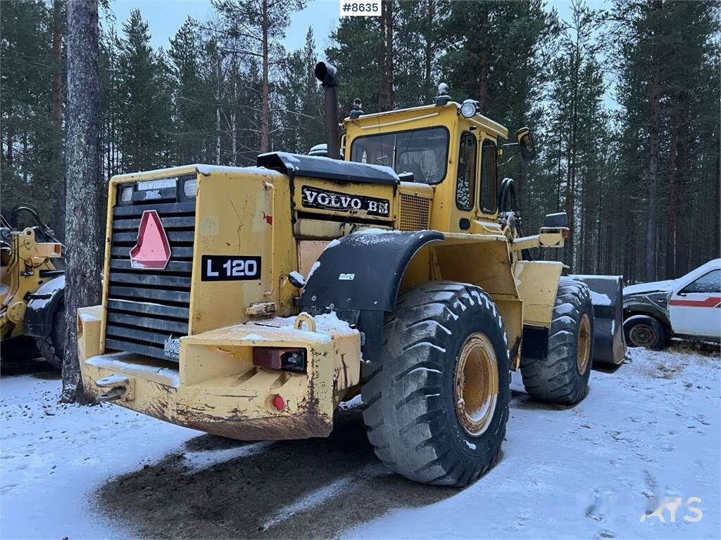 Buldozer Volvo L120: obrázek 8