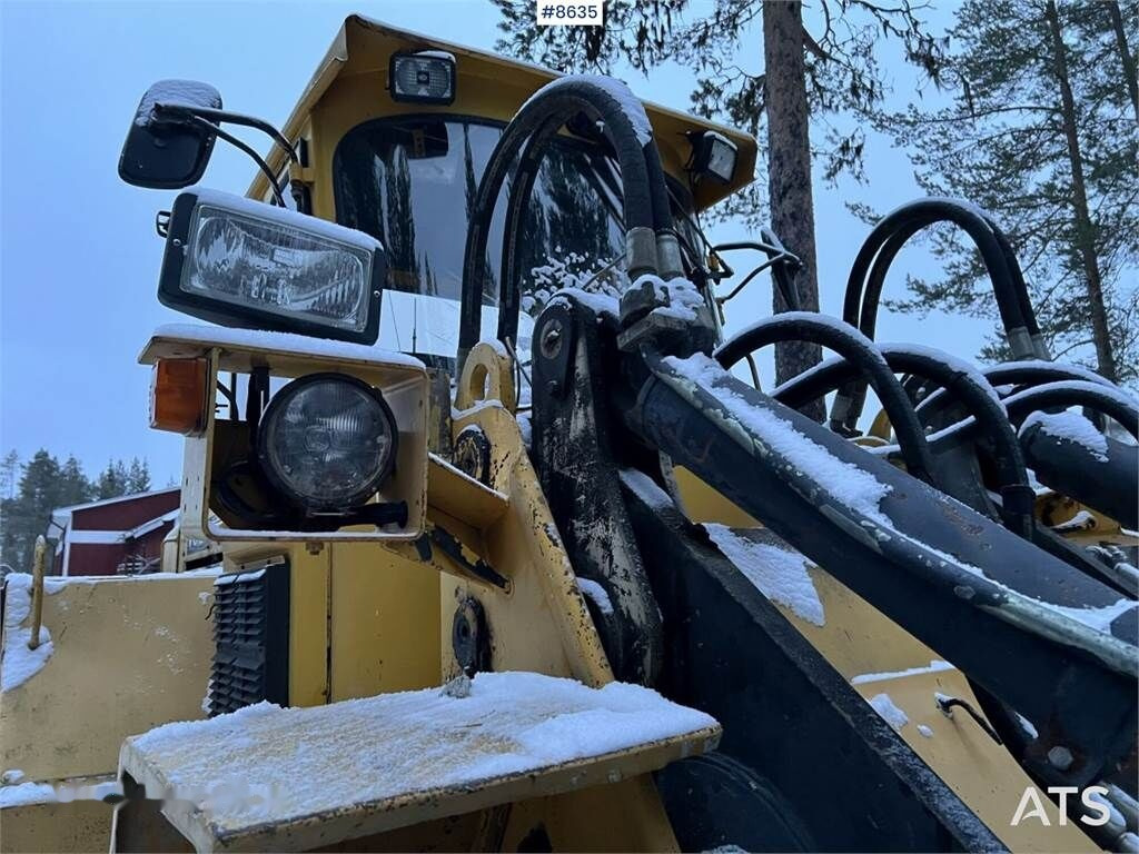 Buldozer Volvo L120: obrázek 50