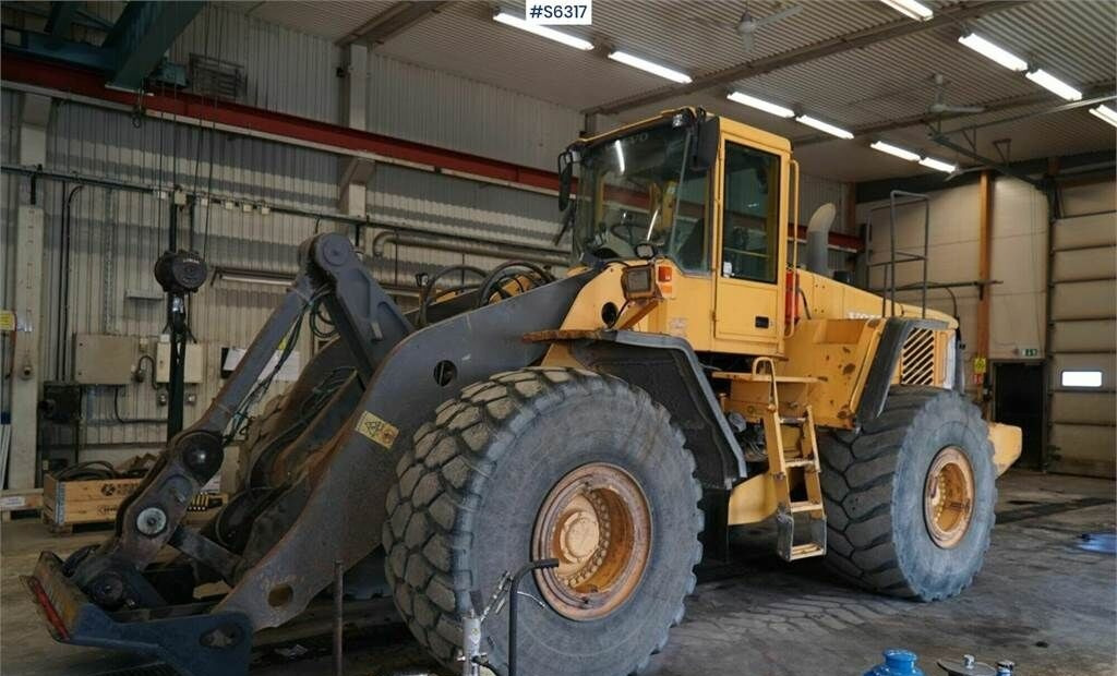 Buldozer Volvo L220E: obrázek 30