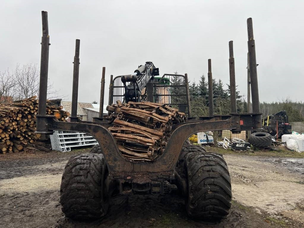 Vyvážecí souprava John Deere 1010 E: obrázek 6