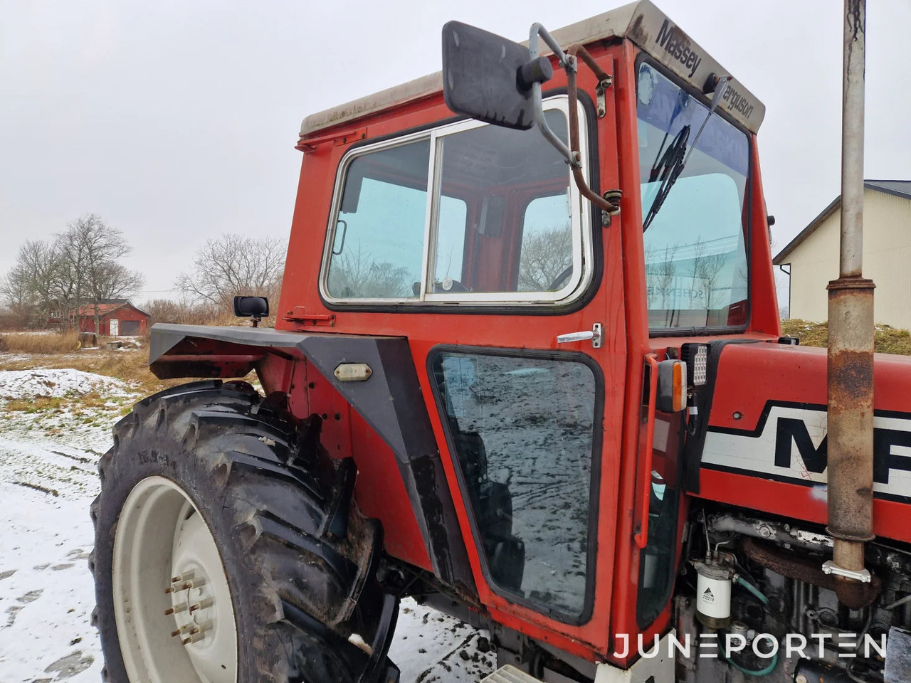 Traktor Massey Ferguson 575 MP 4WD: obrázek 9