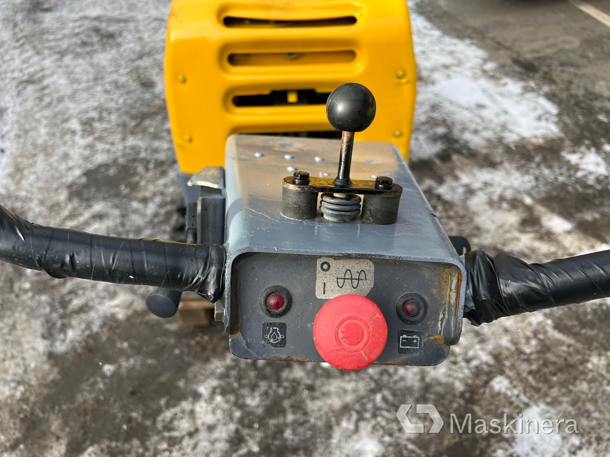 Vibrační deska Markvibrator Atlas Copco LH700: obrázek 13