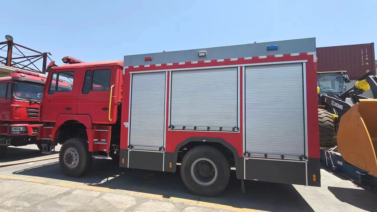 Hasičský vůz XCMG Official 2024 Year Used Fire Fighting Truck YZR5110 China Water Tank Fire Rescue Truck For Sale: obrázek 6