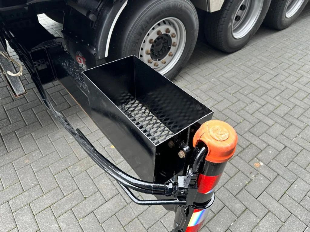 Auto s hydraulickou rukou, Nákladní automobil valníkový/ Plošinový MAN TGX 33.560 8X4 TRIDEM + HMF 4020-K8 KRAAN/KRAN/C: obrázek 23