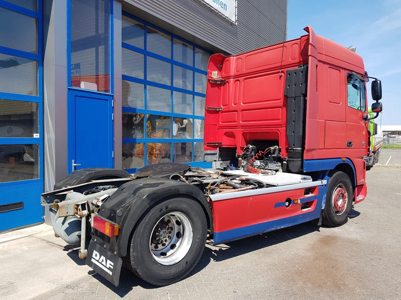 Tahač DAF XF 105 Hydraulic Euro 5: obrázek 8