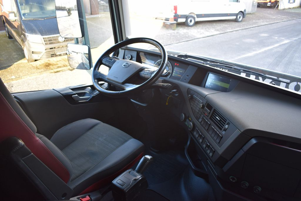 Tahač Volvo  FH 470 T Navi ACC Retarder 2x Tank TOP Zustand: obrázek 22