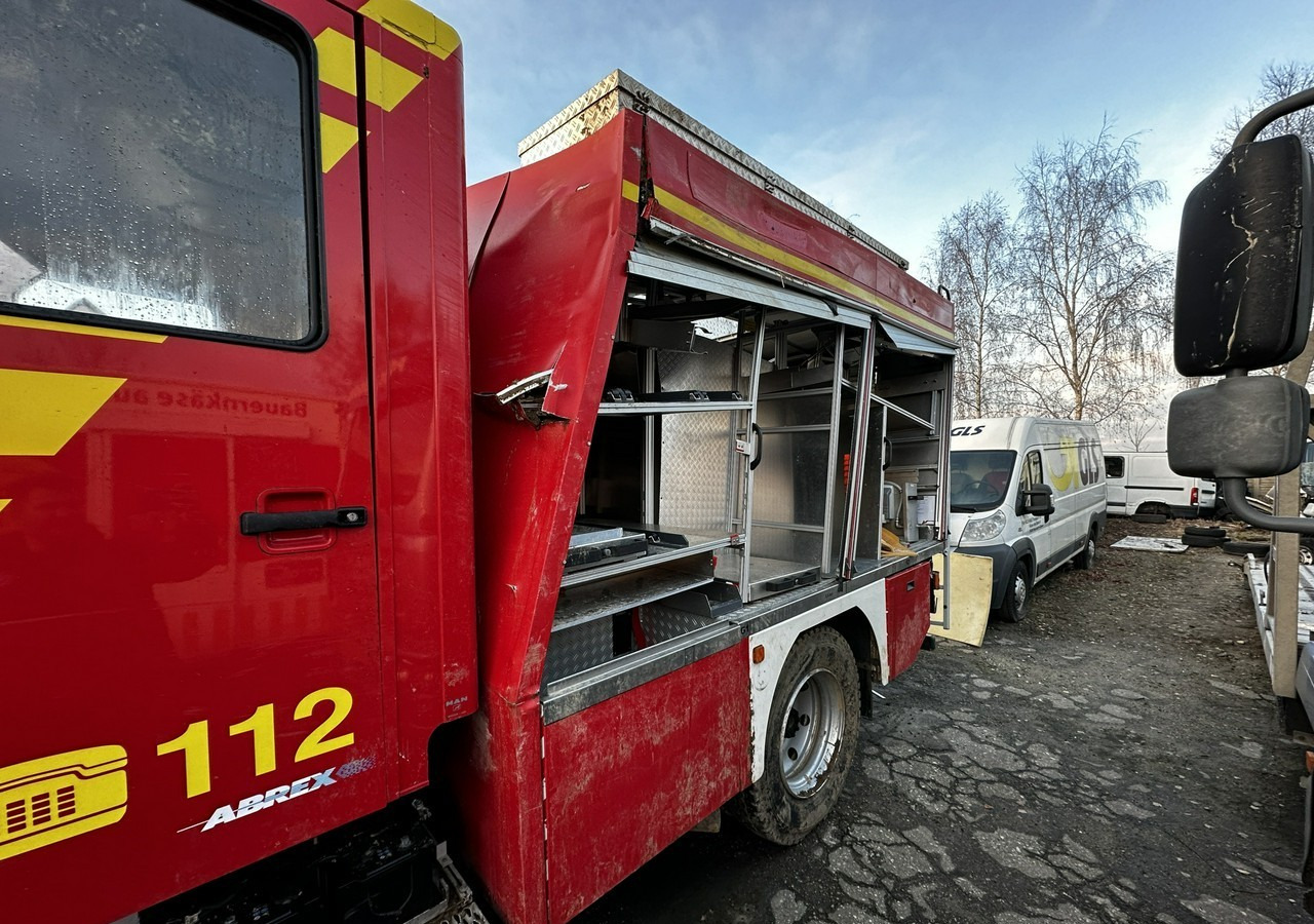 Mercedes-Benz Inny Mercedes-Benz Atego 918 Straż Pożarna 4X4 2006 leasing Mercedes-Benz Inny Mercedes-Benz Atego 918 Straż Pożarna 4X4 2006: obrázek 9