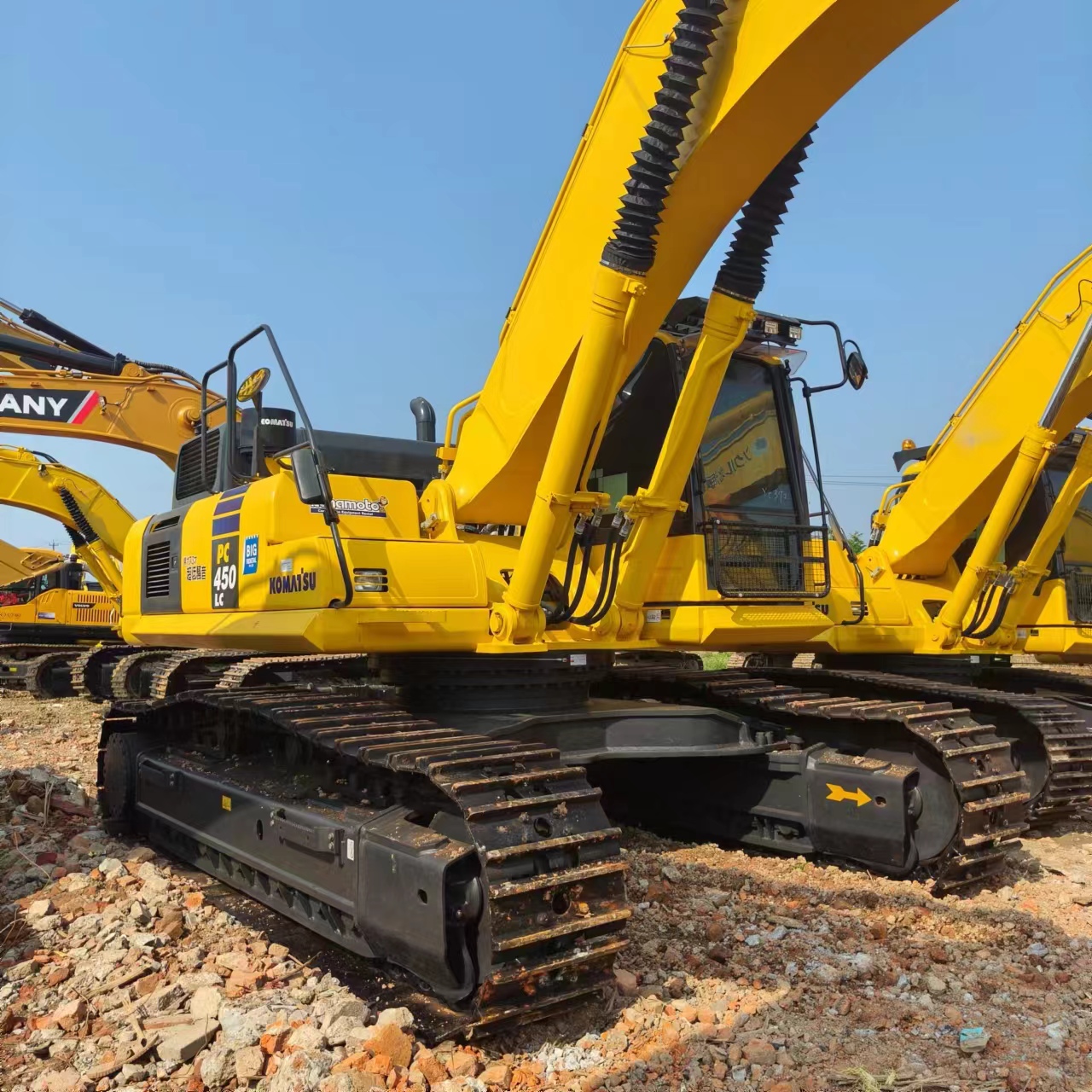 Pásové rýpadlo KOMATSU PC450: obrázek 8