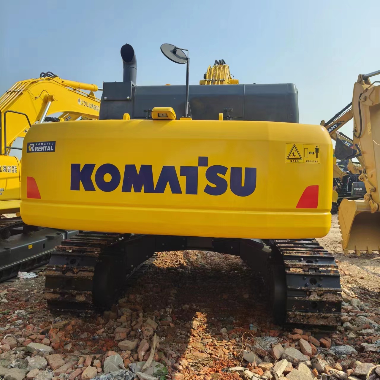 Pásové rýpadlo KOMATSU PC450: obrázek 10