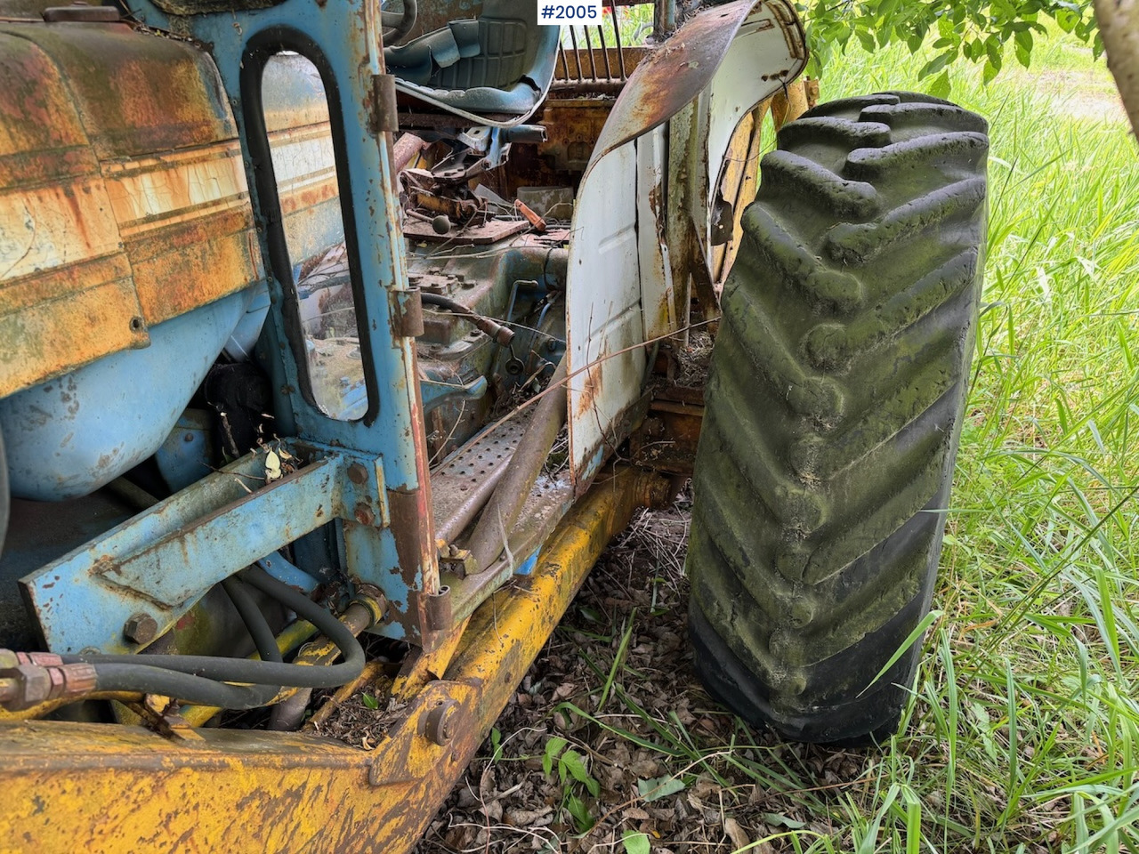 Traktor 1977 Ford 5000 w/Hymas 4 digger: obrázek 18