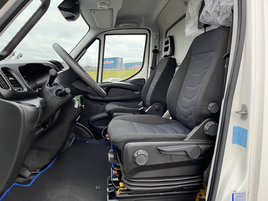 Chladící dodávka Iveco 70C18 Daily  Tiefkühlkoffer mit Ladebordwand: obrázek 13