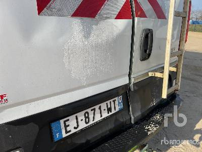 Furgon IVECO DAILY Vehicule Utilitaire: obrázek 34