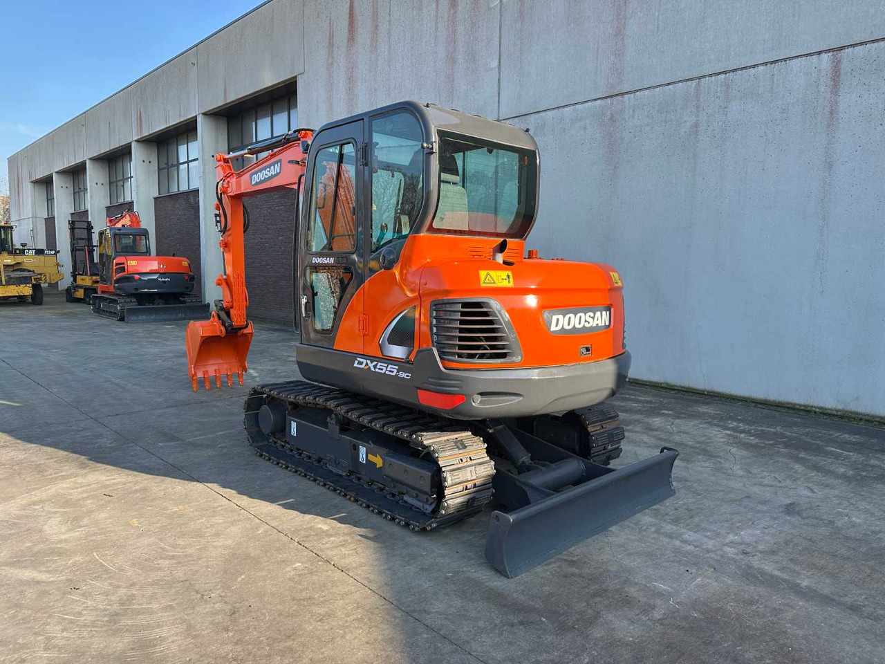 Pásové rýpadlo Doosan DX55-9C: obrázek 6