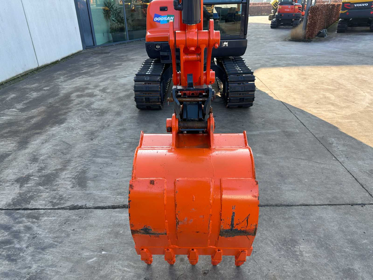 Pásové rýpadlo Doosan DX55-9C: obrázek 10