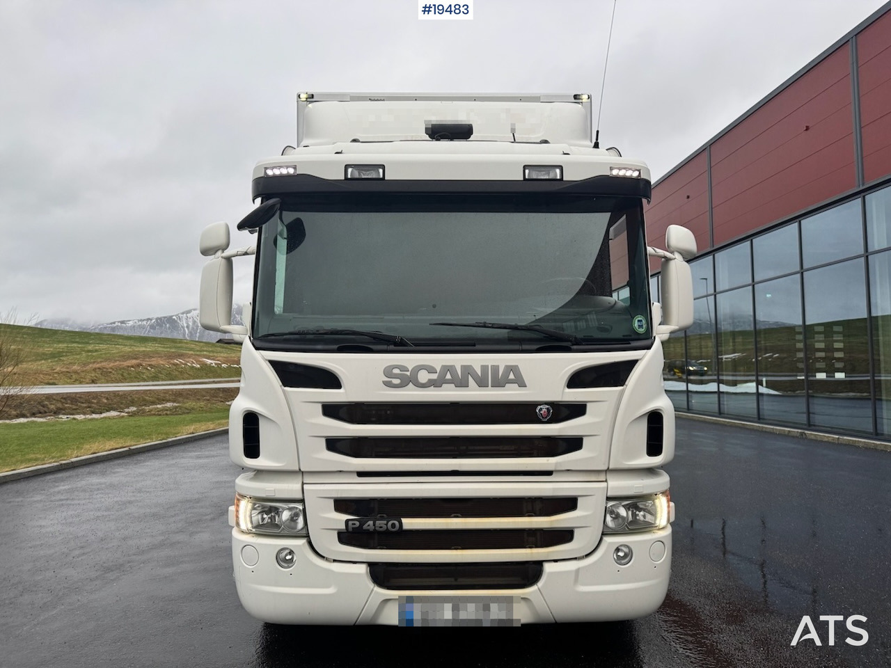 Skříňový nákladní auto Scania P450: obrázek 11