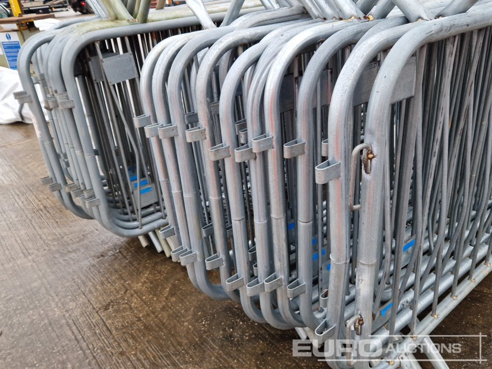 Stavební zařízení Bundle of Metal Pedestrian Safety Barriers (2 of): obrázek 14