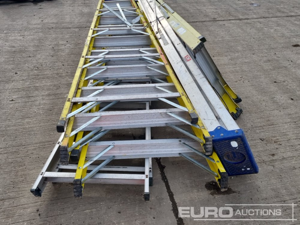 Stavební zařízení Fiberglass Step Ladders (3 of), Aluminium Step Ladders (2 of): obrázek 13