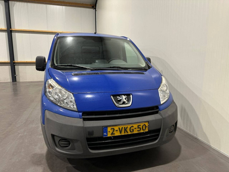 Furgon Peugeot Expert 229 L2H1 2.0 HDIF 16V-120: obrázek 11